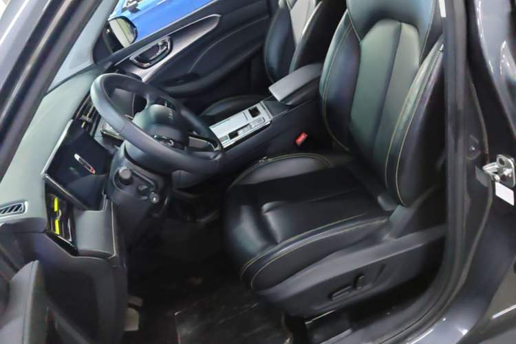 Used Roewe RX5 2023 PLUS 330TGI Automatic Trendsetting Smart Edition Left Front Seat