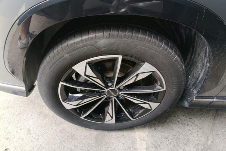 Used Roewe RX5 2023 1.5T Luxury Sliding-Screen Version Left Front Wheel Hub