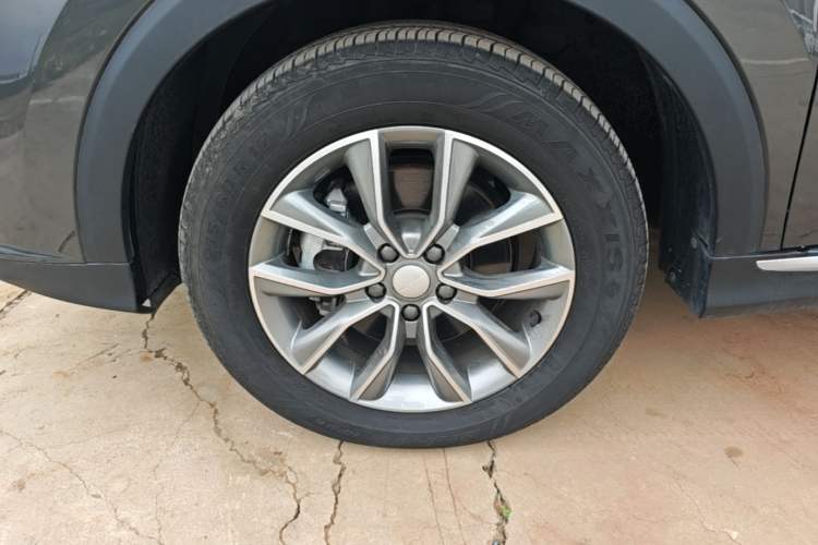 Used Roewe RX5 2023 PLUS 330TGI Automatic Trendsetting Smart Edition Left Front Wheel Hub