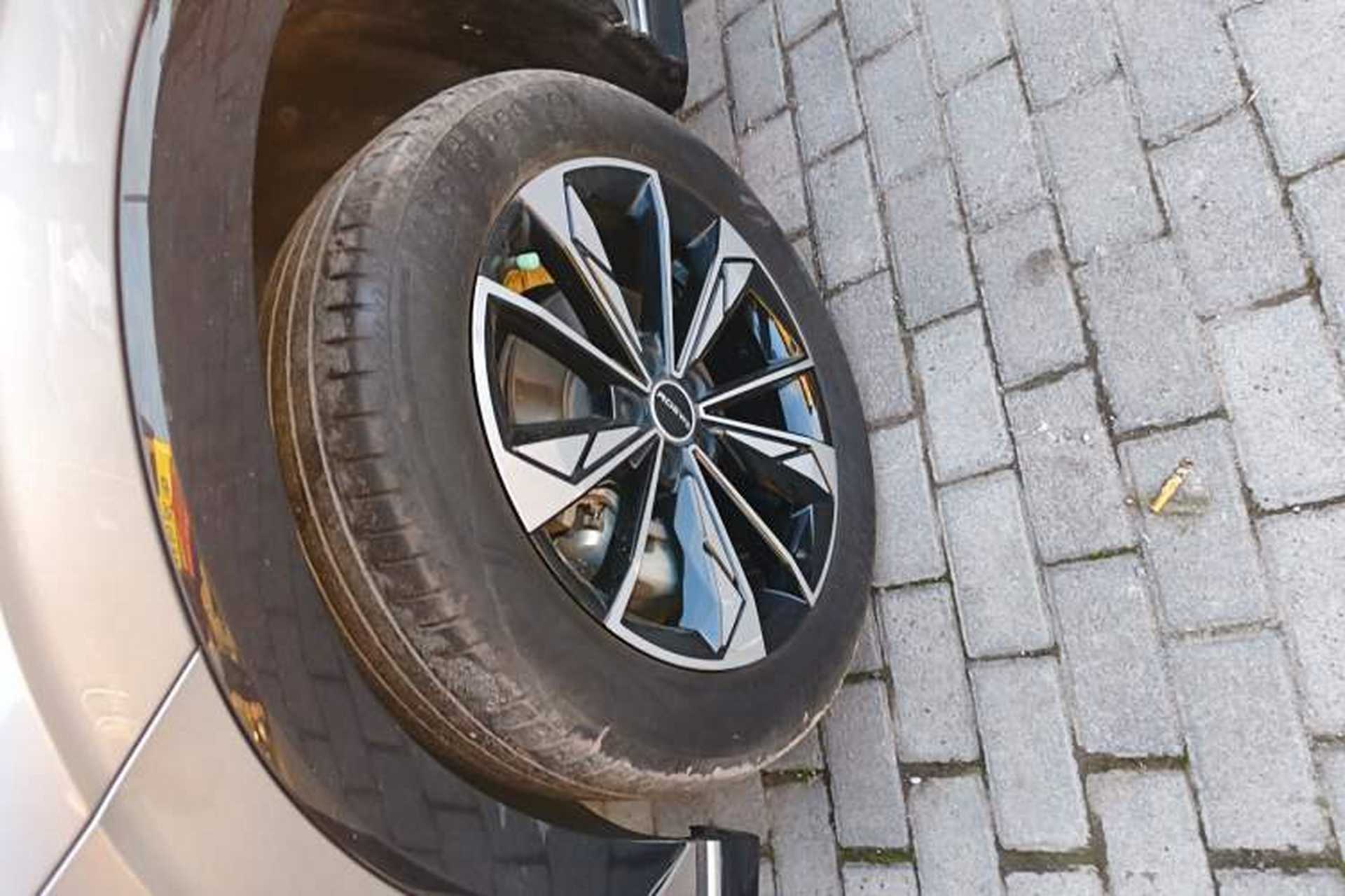 Used Roewe RX5 2023 1.5T Elite Edition Left Front Wheel Hub