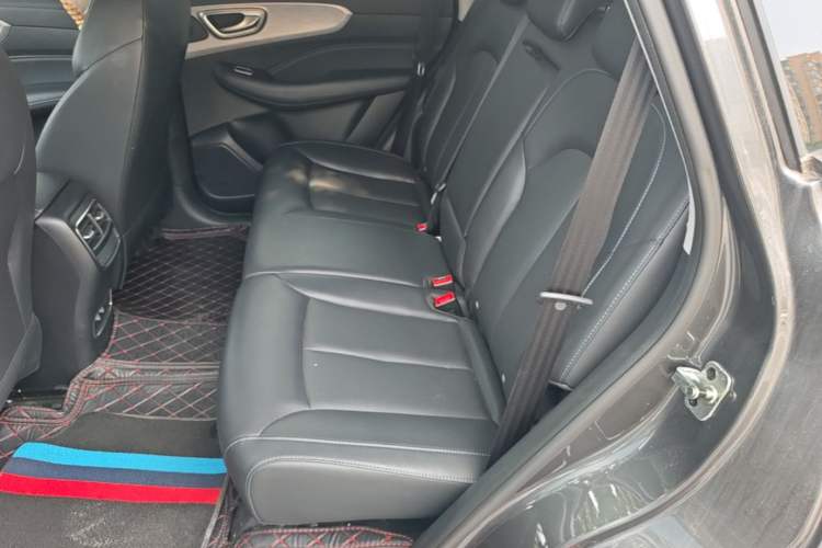 Used Roewe RX5 2023 PLUS 330TGI Automatic Trendsetting Smart Edition Left Rear Seat