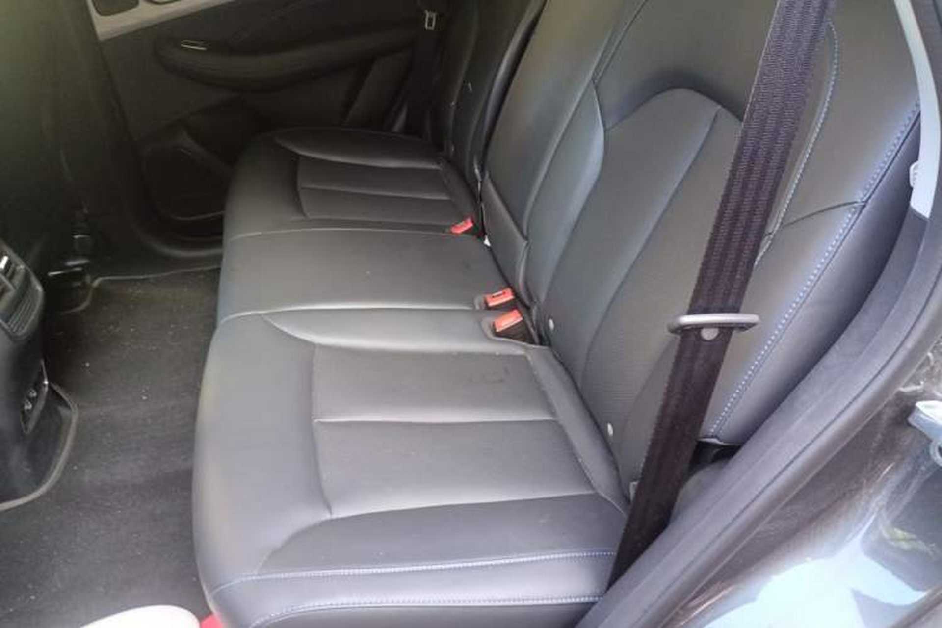 Used Roewe RX5 2023 PLUS 330TGI Automatic Trendsetting Smart Edition Left Rear Seat