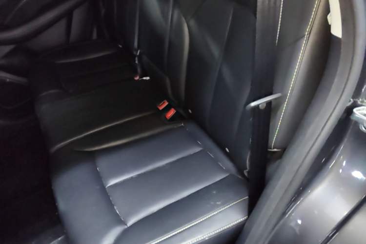 Used Roewe RX5 2023 PLUS 330TGI Automatic Trendsetting Smart Edition Left Rear Seat