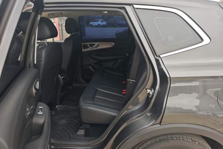 Used Roewe RX5 2023 PLUS 330TGI Automatic Trendsetting Smart Edition Left Rear Seat