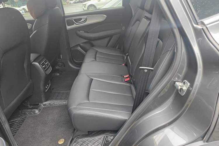 Used Roewe RX5 2023 PLUS 330TGI Automatic Trendsetting Smart Edition Left Rear Seat