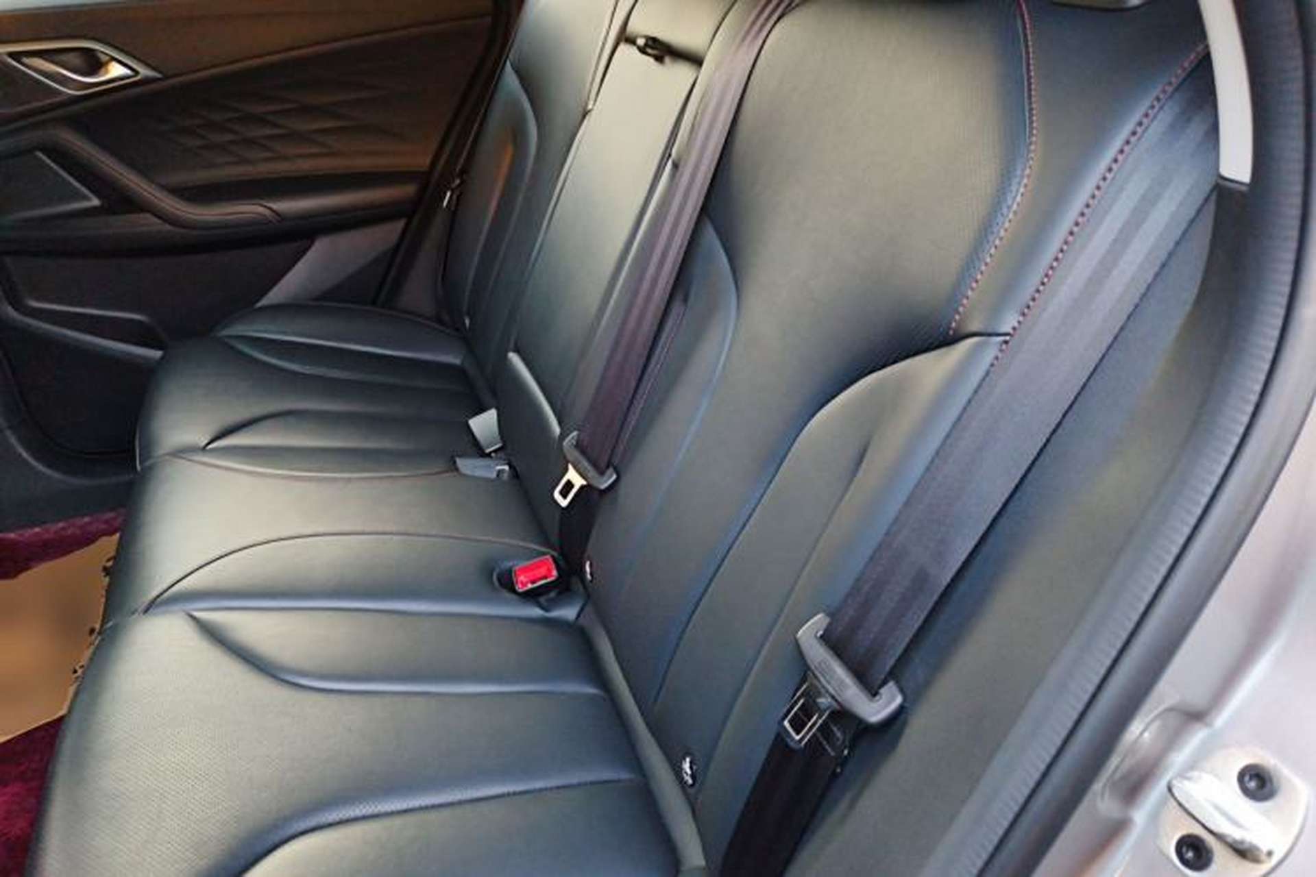 Used Roewe RX5 2023 1.5T Elite Edition Left Rear Seat