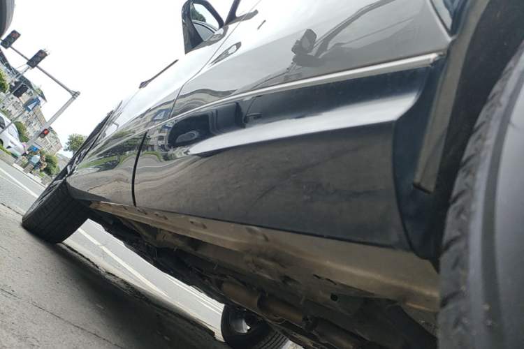 Used Roewe RX5 2023 1.5T Elite Edition Left Side Sill