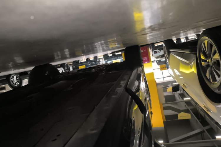 Used Roewe RX5 2023 1.5T Elite Edition Left Side Sill