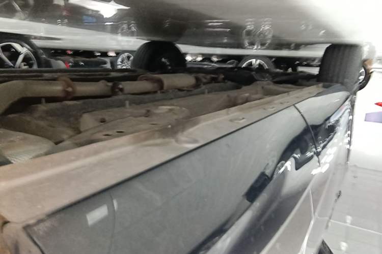 Used Roewe RX5 2023 1.5T Elite Edition Left Side Sill
