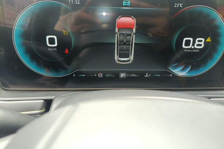 Used Roewe RX5 2023 PLUS 330TGI Automatic Trendsetting Smart Edition Odometer Close Up
