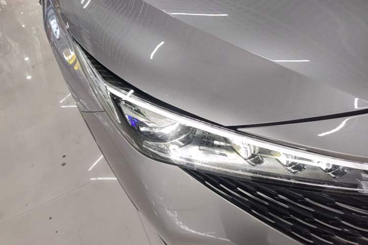 Used Roewe RX5 2023 1.5T Elite Edition Right Front Headlight