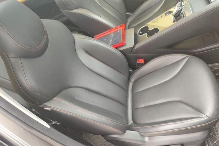 Used Roewe RX5 2023 1.5T Elite Edition Right Front Seat