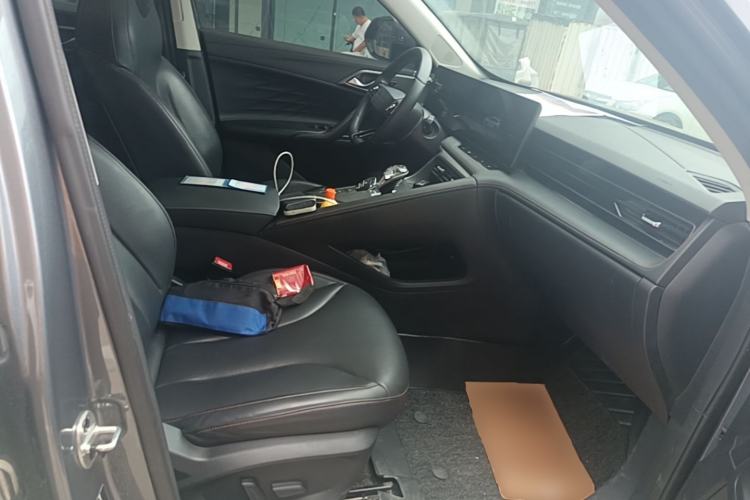 Used Roewe RX5 2023 1.5T Prestige Sliding-Screen Version Right Front Seat