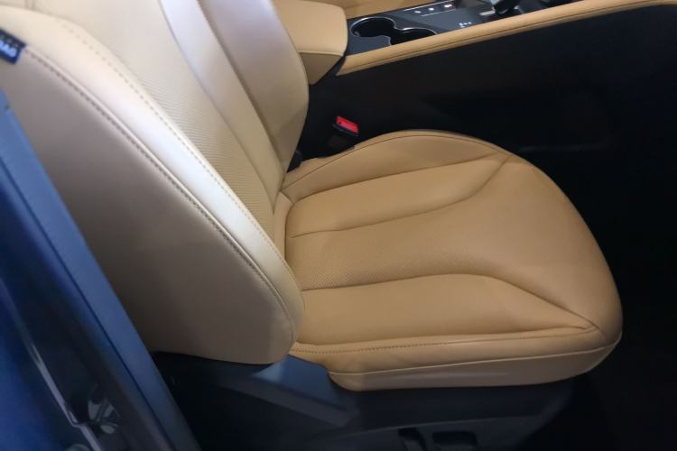 Used Roewe RX5 2023 1.5T Luxury Sliding-Screen Version Right Front Seat