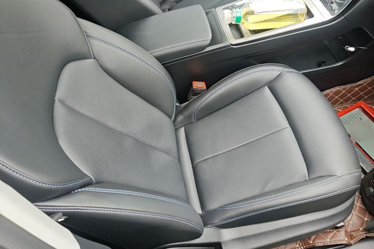 Used Roewe RX5 2023 PLUS 330TGI Automatic Trendsetting Smart Edition Right Front Seat