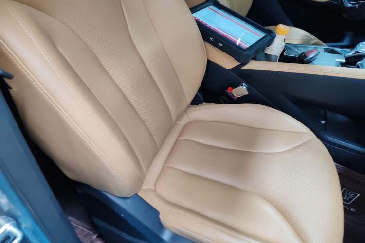 Used Roewe RX5 2023 1.5T Elite Edition Right Front Seat