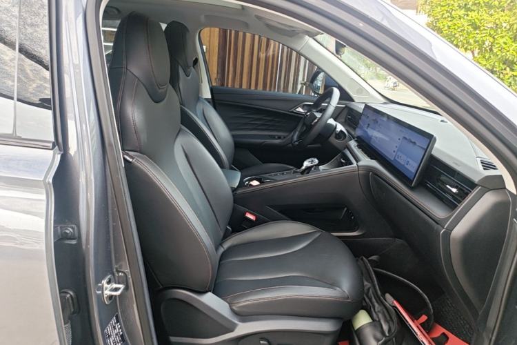 Used Roewe RX5 2023 1.5T Luxury Sliding-Screen Version Right Front Seat