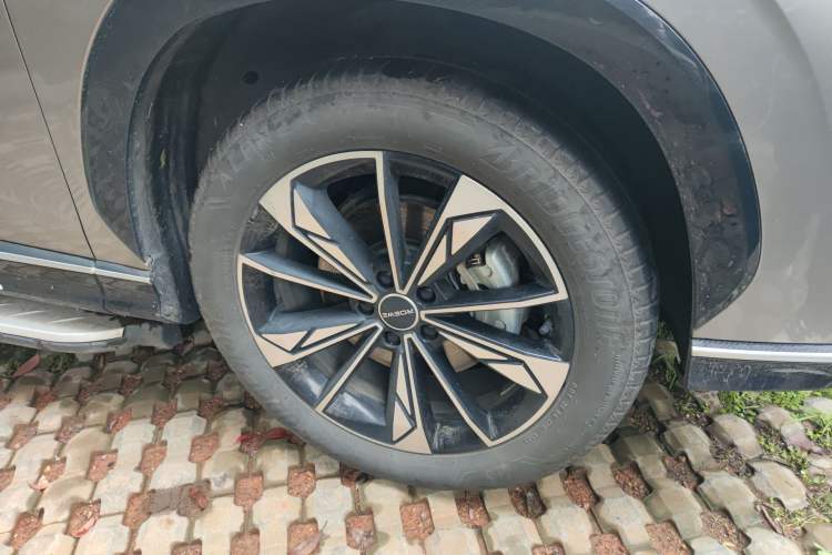 Used Roewe RX5 2023 1.5T Elite Edition Right Front Wheel Hub