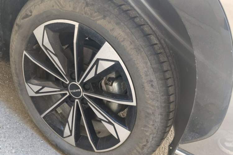 Used Roewe RX5 2023 1.5T Elite Edition Right Front Wheel Hub
