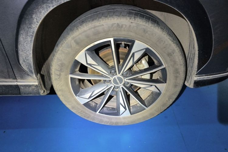 Used Roewe RX5 2023 1.5T Elite Edition Right Front Wheel Hub