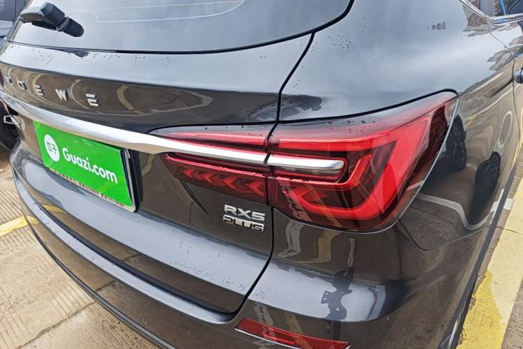 Used Roewe RX5 2023 PLUS 330TGI Automatic Trendsetting Smart Edition Right Rear Taillight