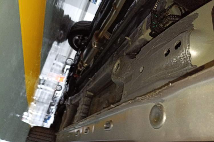 Used Roewe RX5 2023 1.5T Elite Edition Right Side Sill