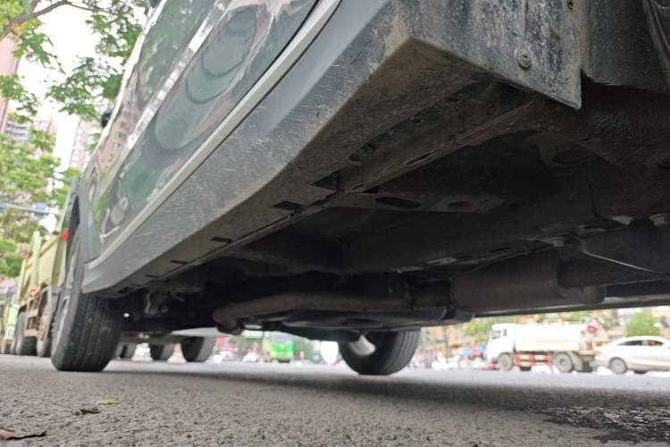 Used Roewe RX5 2023 PLUS 330TGI Automatic Trendsetting Smart Edition Right Side Sill