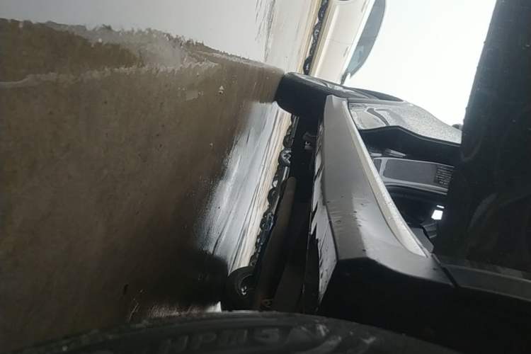 Used Roewe RX5 2023 PLUS 330TGI Automatic Trendsetting Smart Edition Right Side Sill