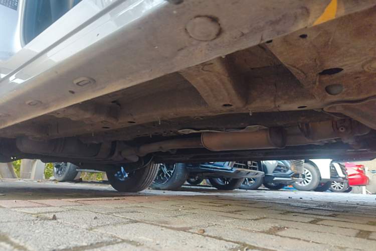 Used Roewe RX5 2023 1.5T Elite Edition Right Side Sill