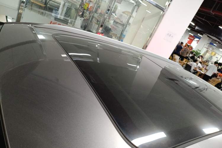 Used Roewe RX5 2023 1.5T Elite Edition Roof