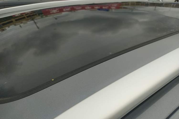 Used Roewe RX5 2023 1.5T Elite Edition Roof