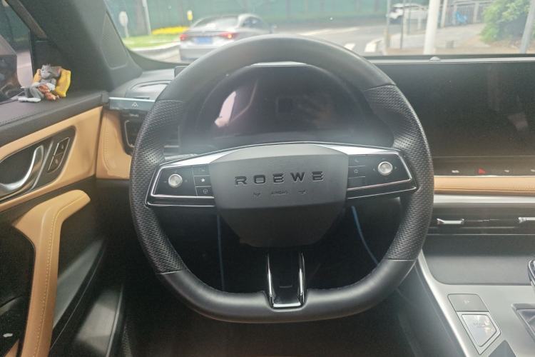 Used Roewe RX5 2023 1.5T Prestige Sliding-Screen Version Steering Wheel