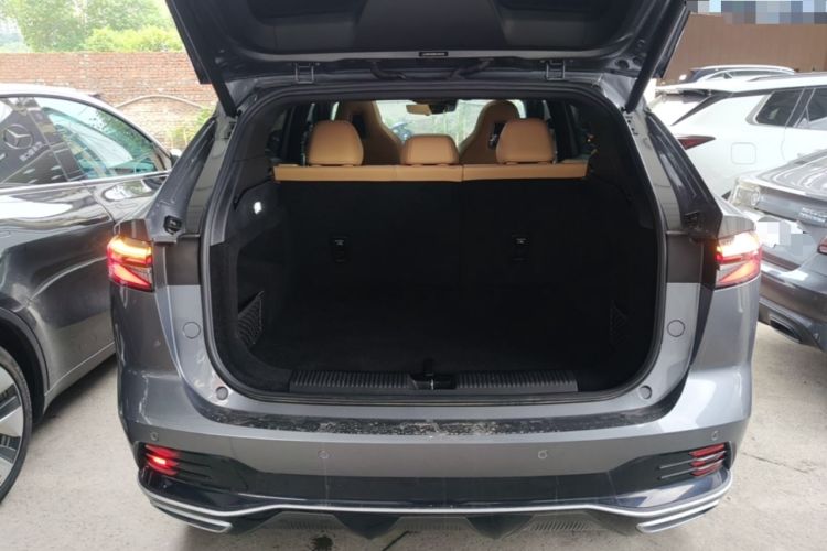 Used Roewe RX5 2023 1.5T Luxury Sliding-Screen Version Trunk