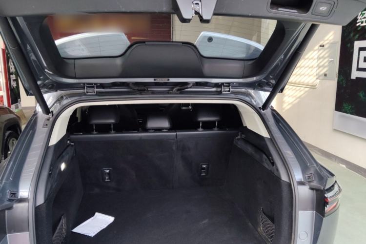 Used Roewe RX5 2023 1.5T Luxury Sliding-Screen Version Trunk