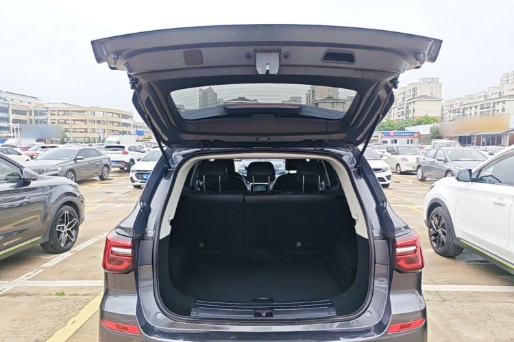 Used Roewe RX5 2023 PLUS 330TGI Automatic Trendsetting Smart Edition Trunk