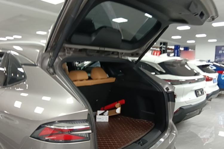 Used Roewe RX5 2023 1.5T Elite Edition Trunk
