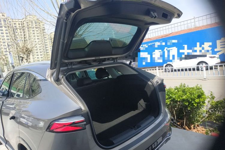 Used Roewe RX5 2023 1.5T Elite Edition Trunk