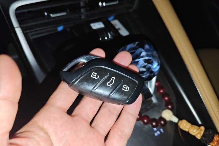 Used Roewe RX5 2023 1.5T Elite Edition Vehicle Key