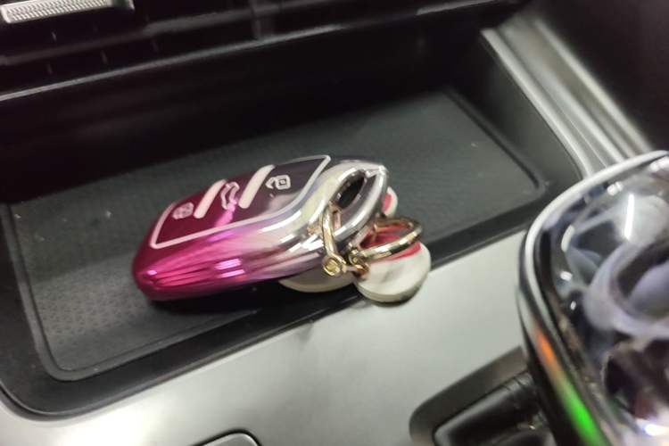 Used Roewe RX5 2023 1.5T Elite Edition Vehicle Key