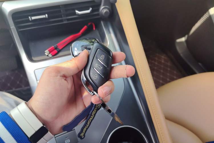 Used Roewe RX5 2023 1.5T Elite Edition Vehicle Key