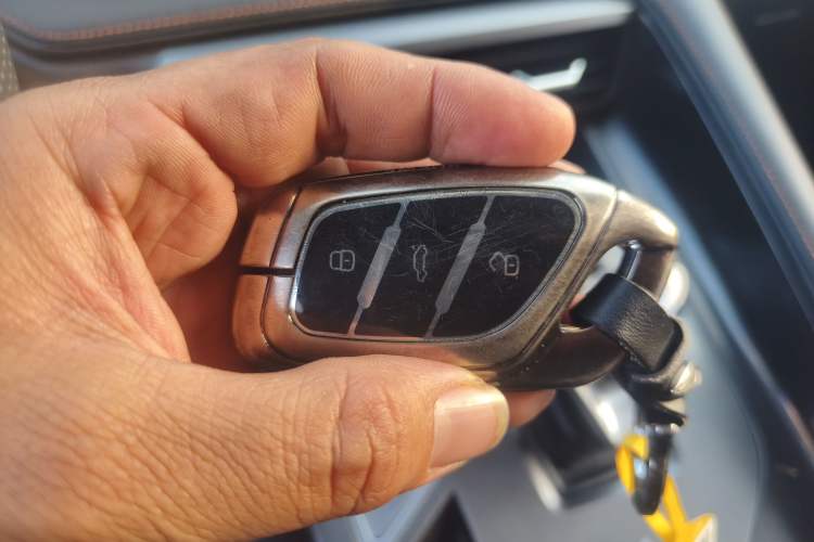 Used Roewe RX5 2023 1.5T Elite Edition Vehicle Key