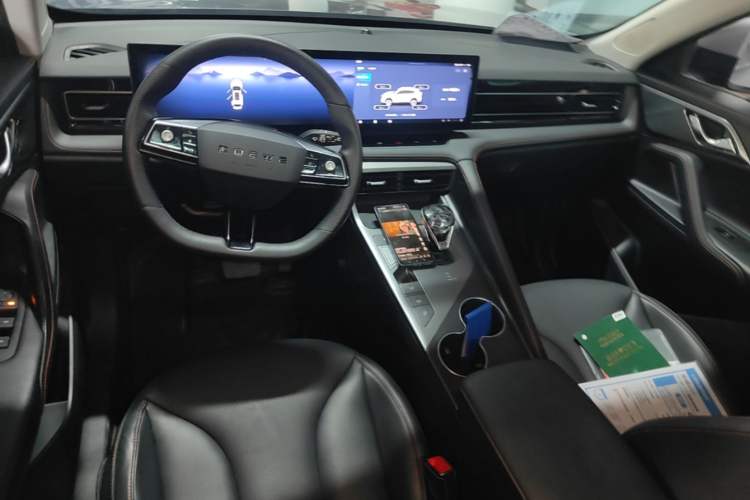 Used Roewe RX5 2023 1.5T Luxury Sliding-Screen Version Center Console