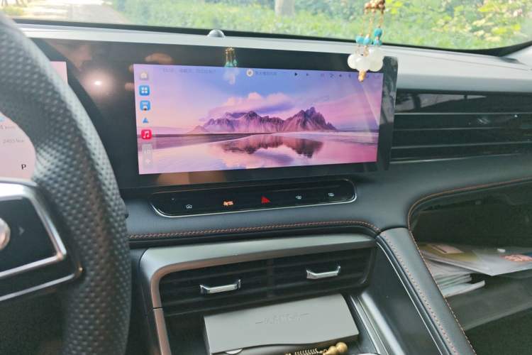 Used Roewe RX5 2023 1.5T Elite Edition Audio And AC Panel