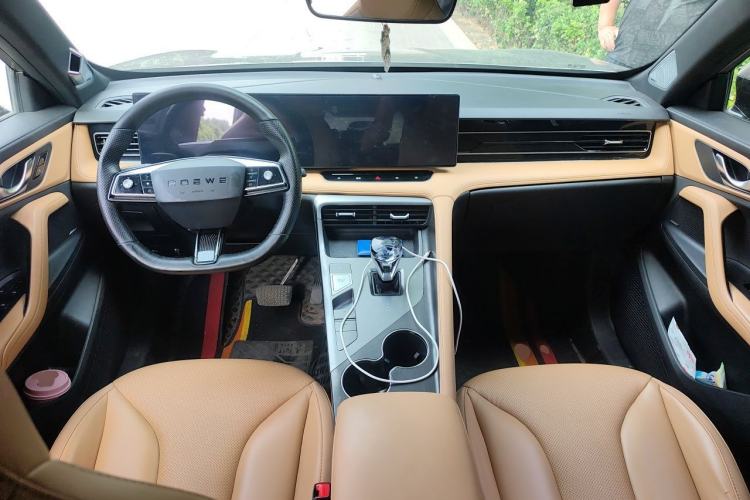 Used Roewe RX5 2023 1.5T Flagship Intelligent Driving Edition Center Console