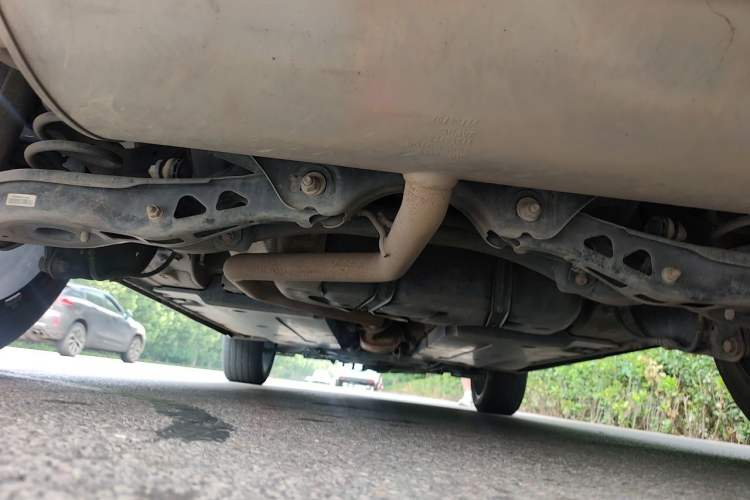 Used Roewe RX5 2023 1.5T Flagship Intelligent Driving Edition Chassis Rear
