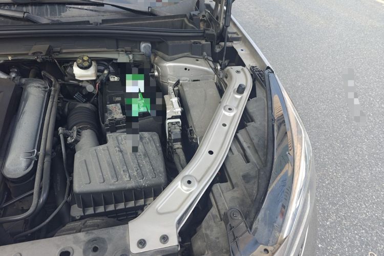 Used Roewe RX5 2023 1.5T Luxury Sliding-Screen Version Engine Bay Left