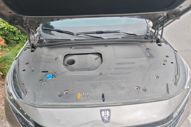 Used Roewe RX5 2023 1.5T Prestige Sliding-Screen Version Engine Bay