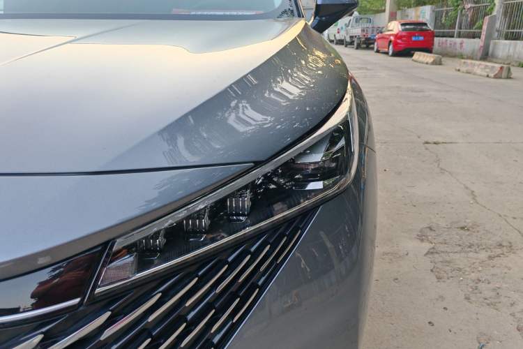 Used Roewe RX5 2023 1.5T Elite Edition Exterior 7