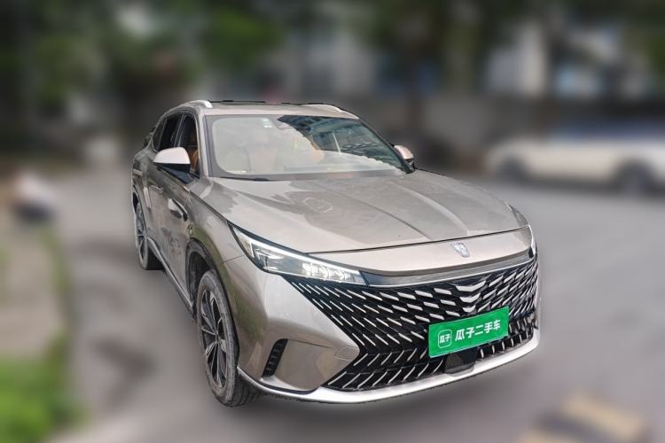 Used Roewe RX5 2023 PLUS 330TGI Automatic Trendsetting Smart Edition Front Right 45 Deg