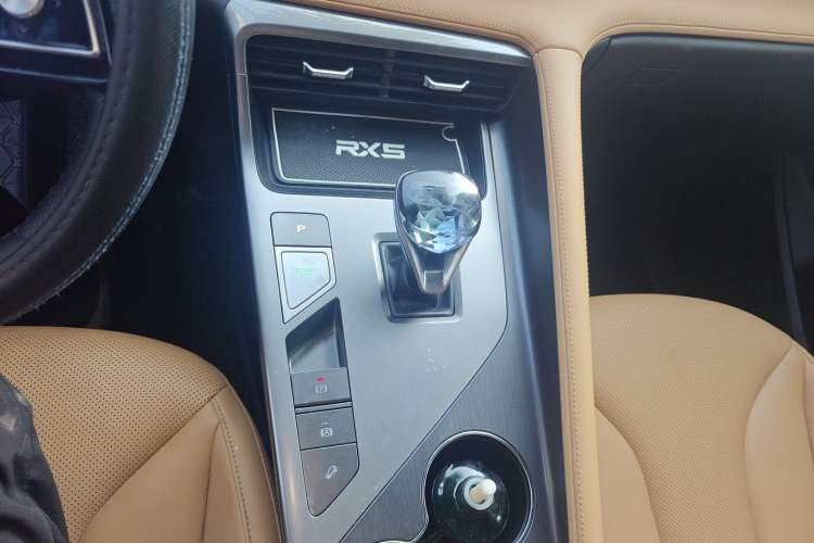 Used Roewe RX5 2023 1.5T Luxury Sliding-Screen Version Gear Lever